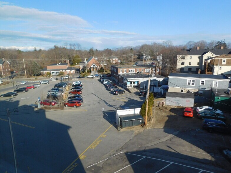 More Photos Of 9 Madbury Rd, Durham Storefront Retail Office For Lease