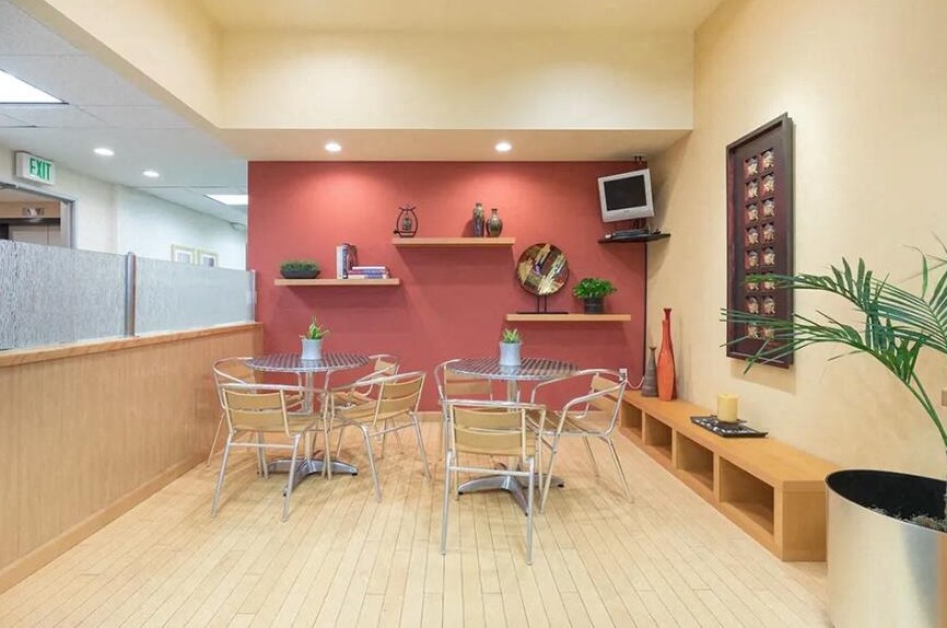 More Photos Of 260 Newport Center Dr, Newport Beach Coworking Space