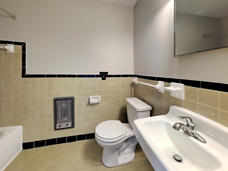 More Photos Of 5700 Leslie Ave, Nashville Apartments For Sale