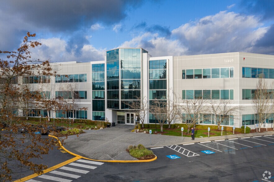 More Photos Of 18500 NE Union Hill Rd, Redmond Office For Lease