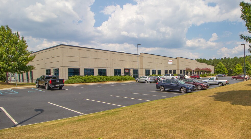 More Photos Of 1030 London Dr, Birmingham Light Distribution For Sale