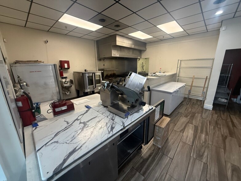 More Photos Of 601 N Congress Ave, Delray Beach Medical For Sale