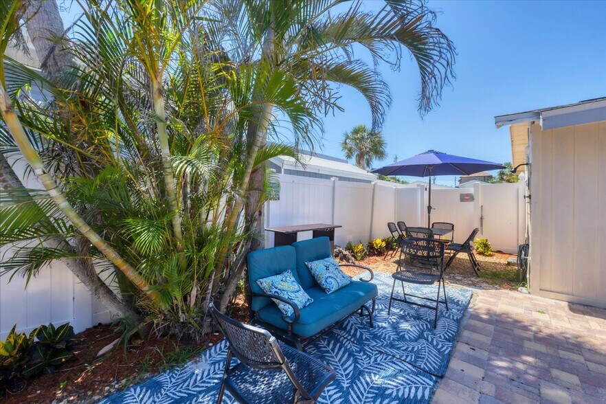 More Photos Of 115 Friendship Ln, Englewood Apartments For Sale