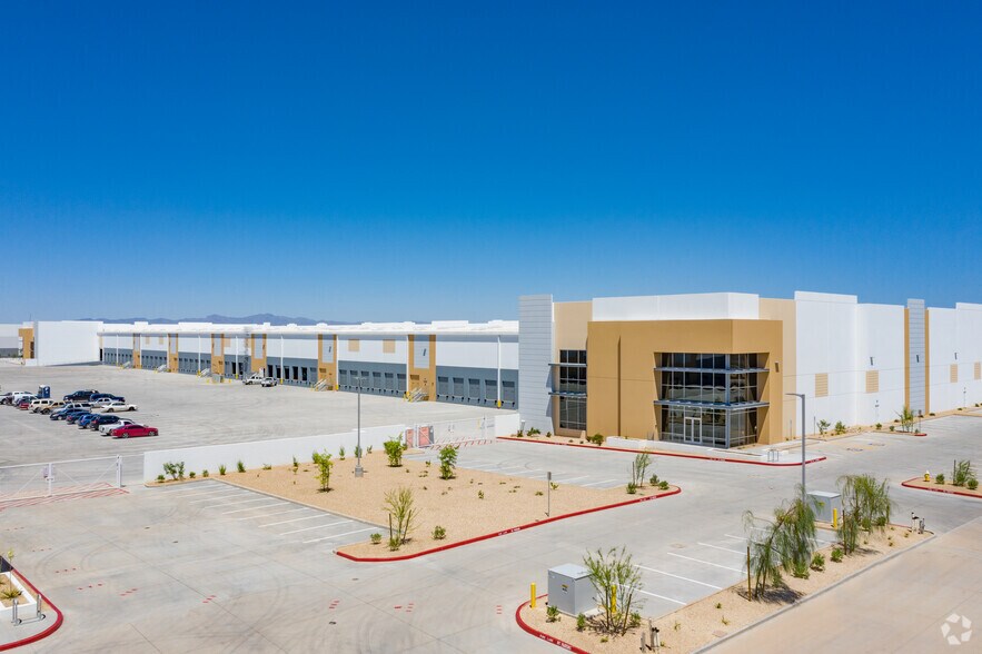 Primary Photo Of 7825 W Buckeye Rd, Phoenix Distribution For Lease