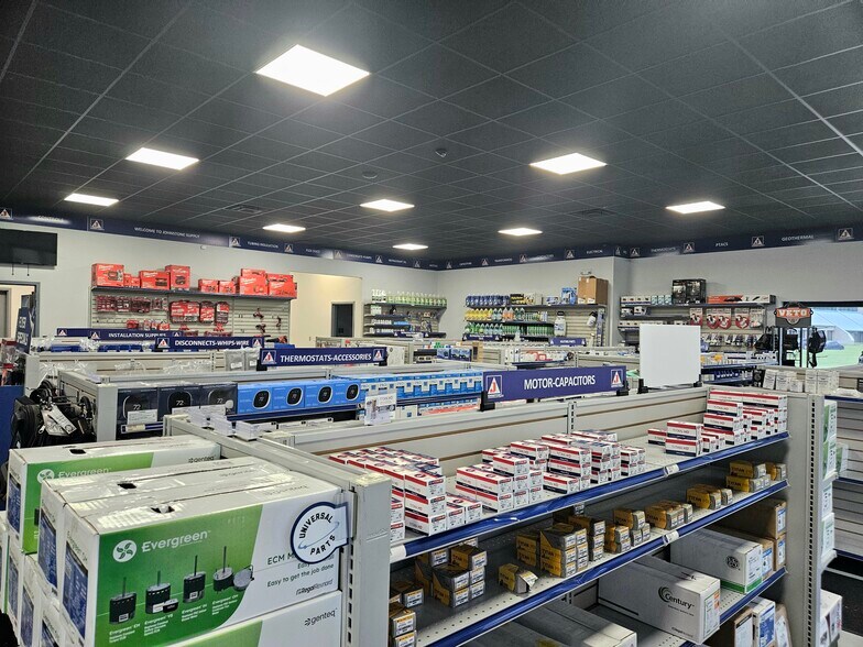 More Photos Of 4405 Northchase Blvd, Montgomery Warehouse For Lease