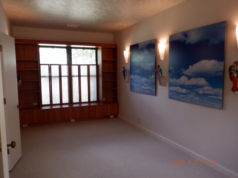 More Photos Of 5524 Bee Caves Rd, Austin Office For Sale