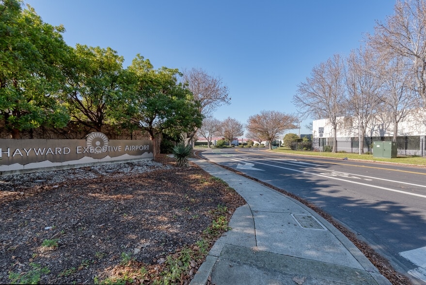More Photos Of 22421-22429 Hesperian Blvd, Hayward Research And Development For Sale