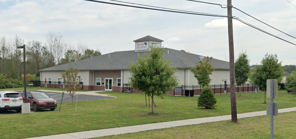 More Photos Of 1200 AM Dr, Quakertown Daycare Center For Sale