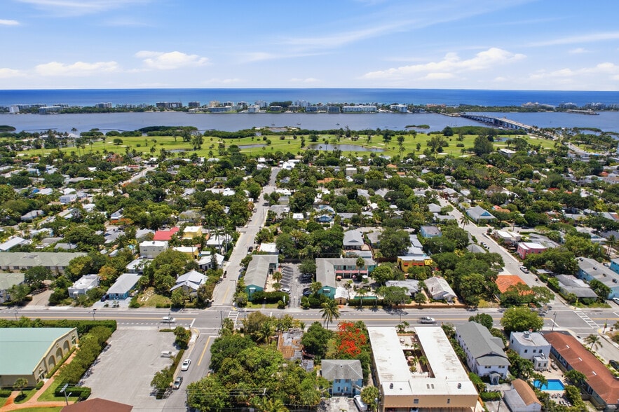 More Photos Of 320 N Federal Hwy, Lake Worth Hotel For Sale