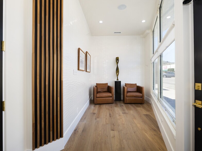 More Photos Of 1427 W 8th St, San Pedro Coworking Space