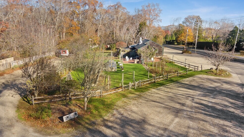 More Photos Of 1615 Bridgehampton, Sag Harbor Restaurant For Sale