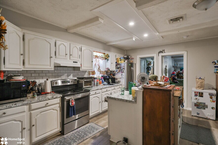 More Photos Of 1337 Washington St, Easton Multifamily For Sale