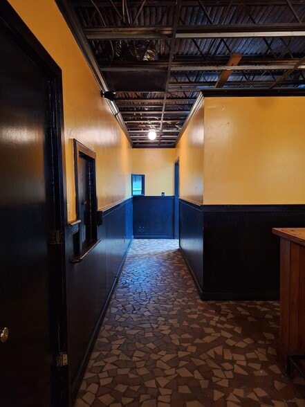 More Photos Of 525 Main St, Altavista Restaurant For Sale
