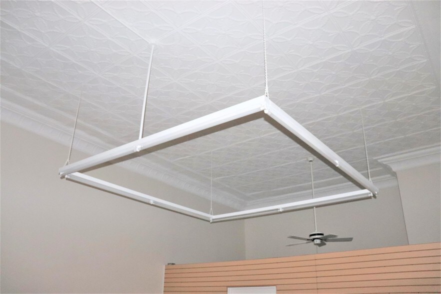 More Photos Of 108 S 10th St, Santa Paula Storefront Retail Residential For Lease