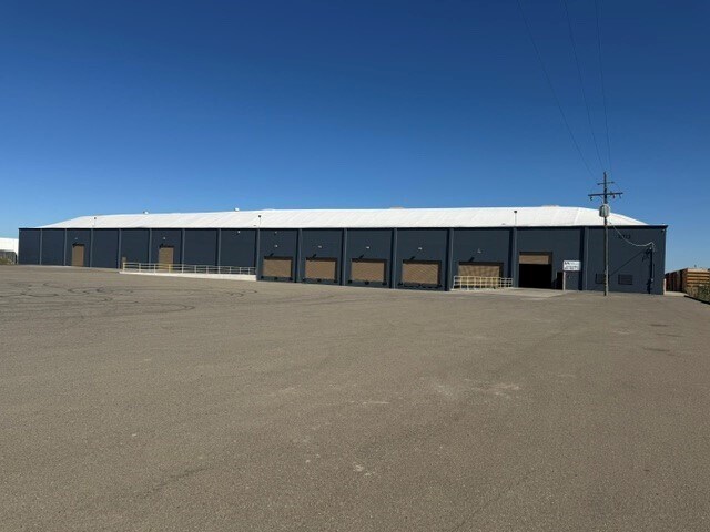 More Photos Of 1203 N Gertrude Ave, Stockton Distribution For Lease