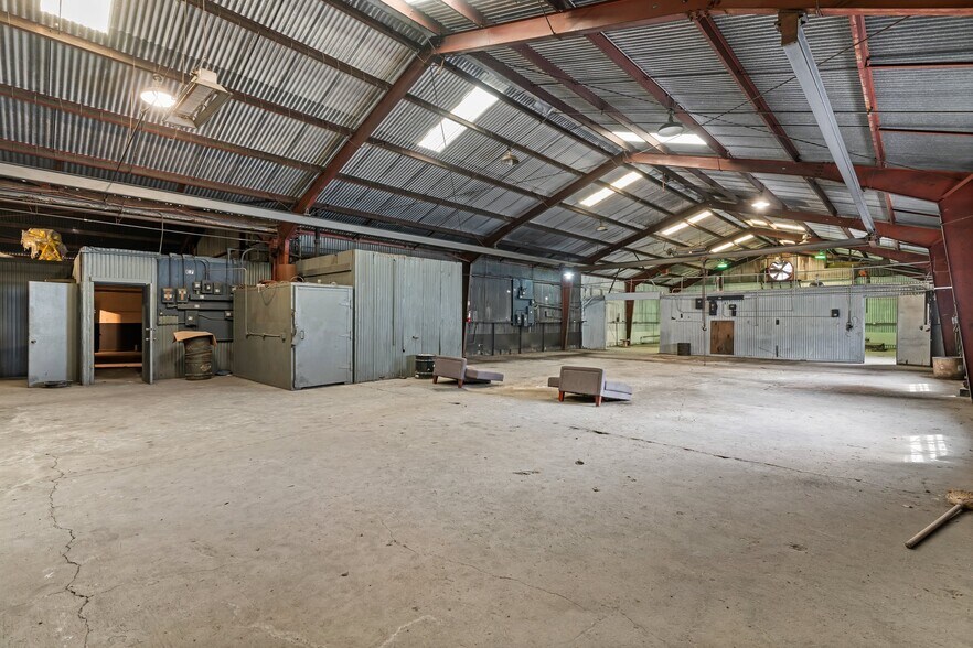 More Photos Of 3314 Carr St, Houston Manufacturing For Sale