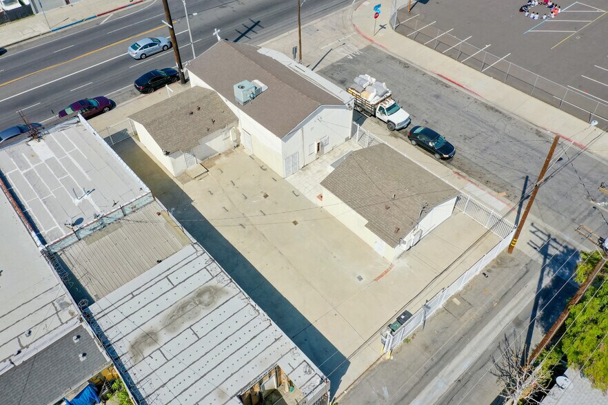 More Photos Of 1108 E 84th Pl, Los Angeles Religious Facility For Sale