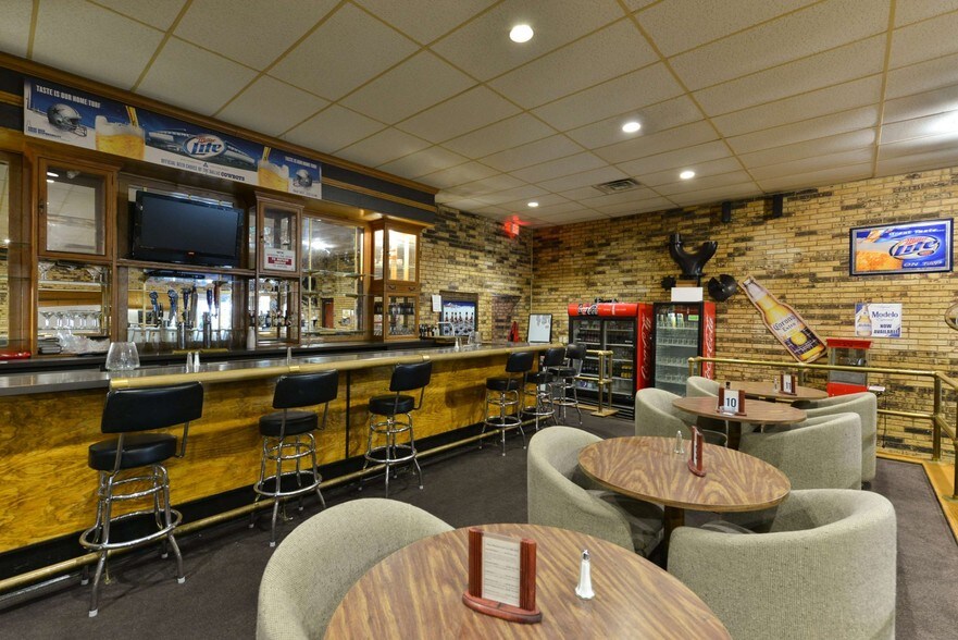 More Photos Of 910 Corn Products Rd, Corpus Christi Hotel For Sale