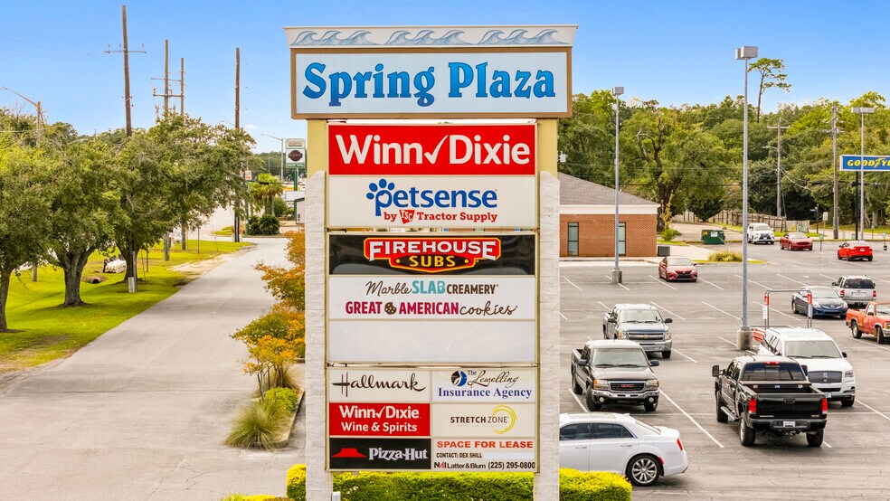 More Photos Of 1515 Bienville Blvd, Ocean Springs Unknown For Sale