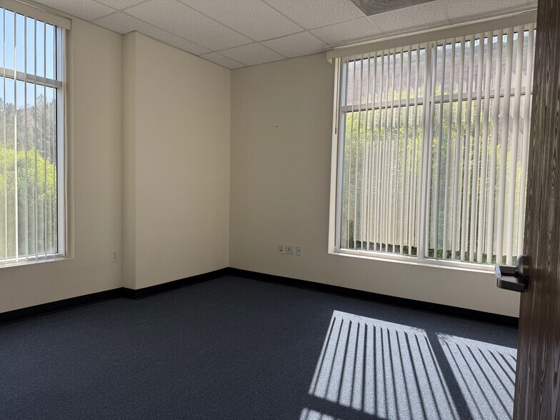 More Photos Of 4234 Green River Rd, Corona Medical For Lease