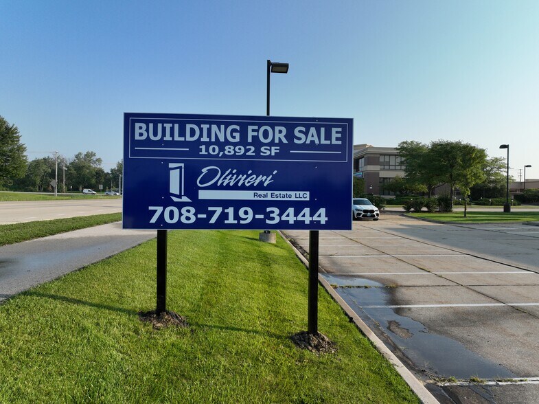 More Photos Of 15959 S 108th Ave, Orland Park Medical For Sale
