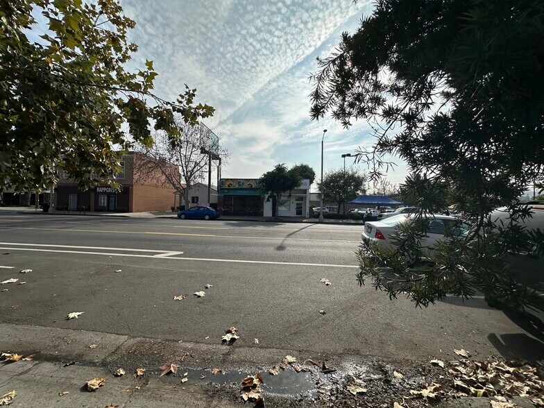 More Photos Of 5628-5630 York Blvd, Los Angeles Storefront Retail Residential For Sale