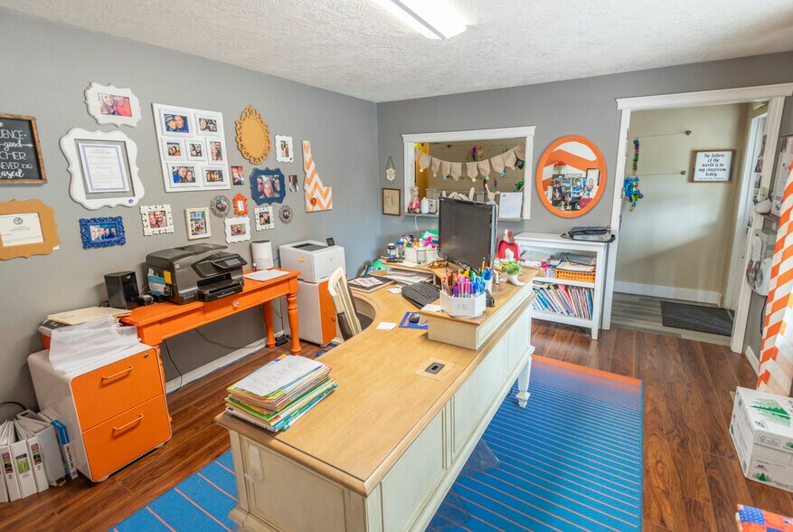 More Photos Of 1275 E State St, Eagle Daycare Center For Sale