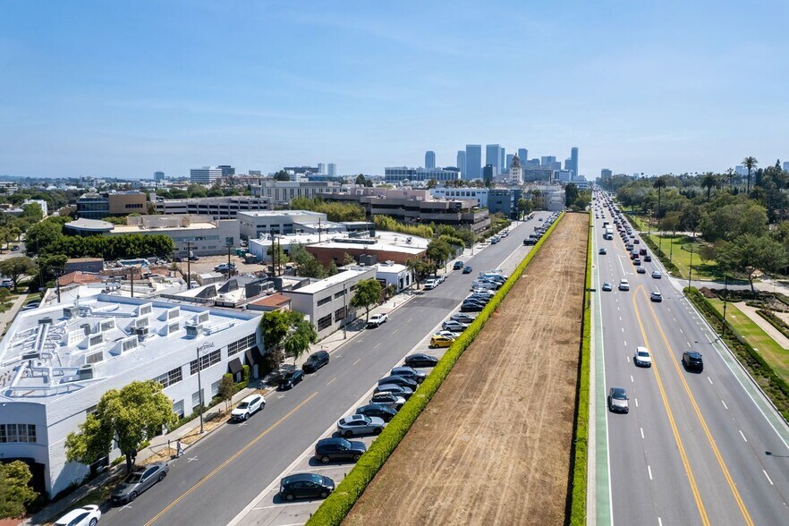 More Photos Of 9308 Civic Center Dr, Beverly Hills Office For Sale