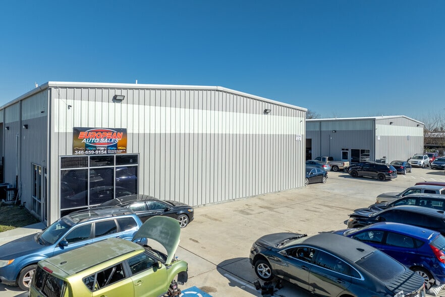 Primary Photo Of 9334 Ronda Ln, Houston Industrial For Lease