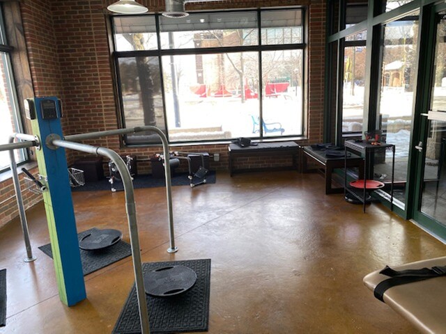More Photos Of 163 N Broadway, Green Bay Storefront Retail Office For Lease