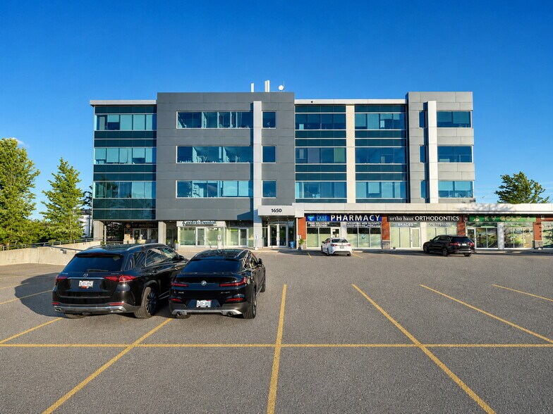 More Photos Of 1650 Elgin Mills Rd E, Richmond Hill Medical For Sale