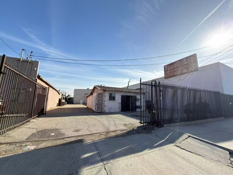 More Photos Of 2346 Durfee Ave, El Monte Warehouse For Sale