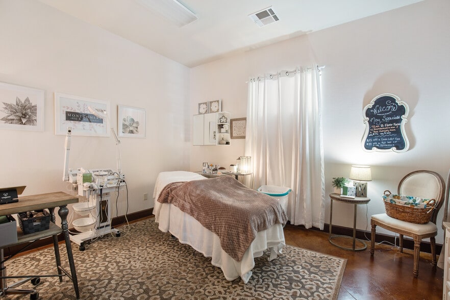 More Photos Of 14375 Liberty St, Montgomery Coworking Space