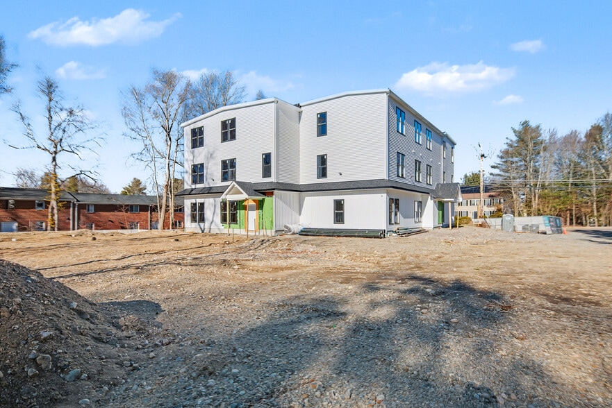 More Photos Of 173 High Plain St, Walpole Office For Sale