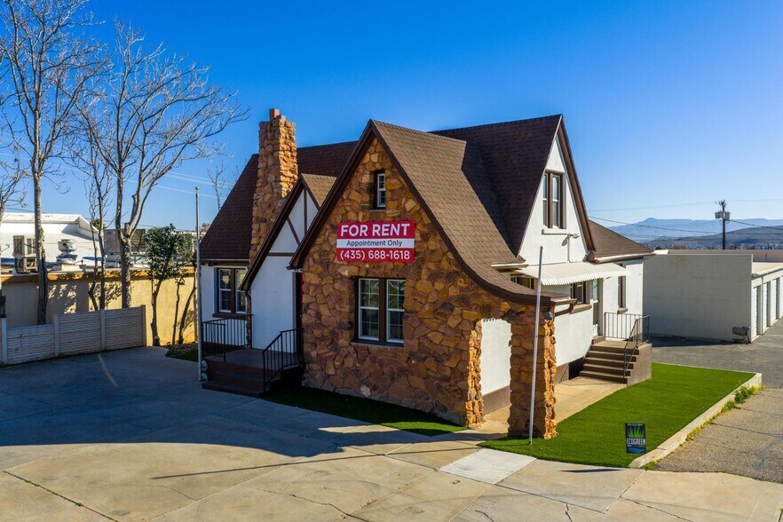 Primary Photo Of 328 E St George Blvd, Saint George Freestanding For Lease