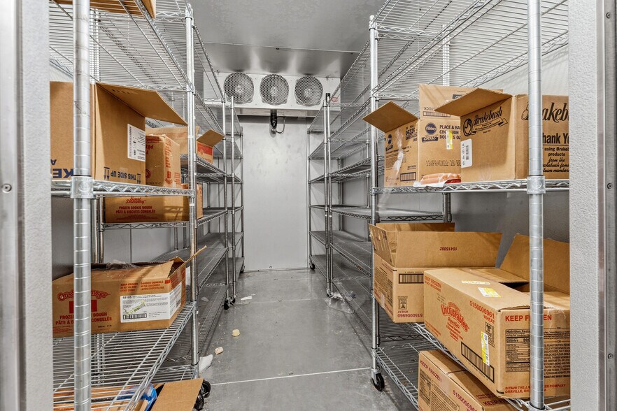 More Photos Of 5505 132nd st, Lubbock Industrial For Sale