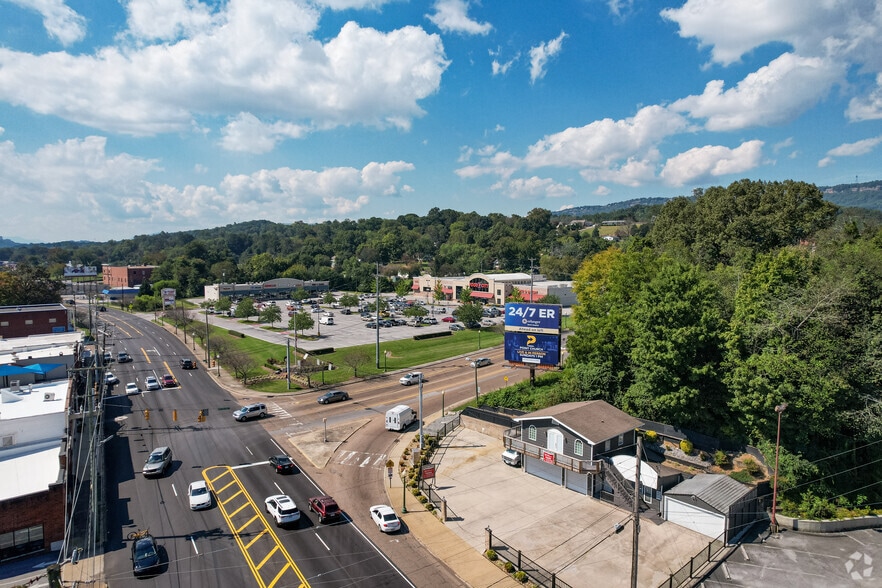 More Photos Of 3929 Dayton Blvd, Chattanooga Flex For Sale