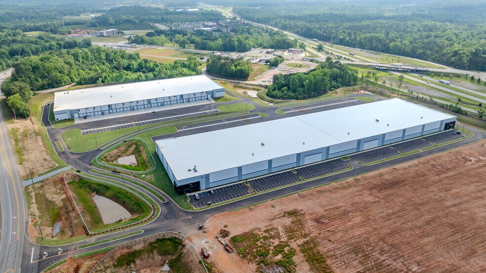 More Photos Of 89 Pegasus Pky, Lagrange Warehouse For Lease