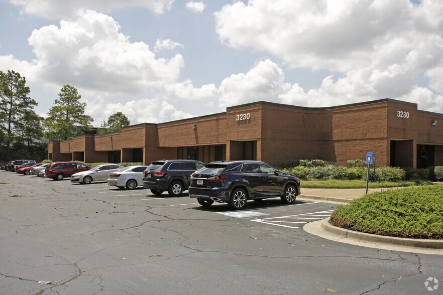 Primary Photo Of 3230 Peachtree Corners Cir, Peachtree Corners Light Distribution For Lease