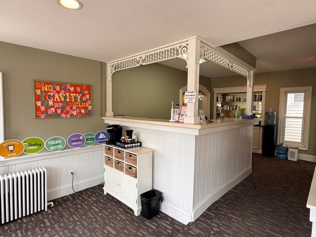 More Photos Of 602 W Main St, West Dundee Medical For Lease