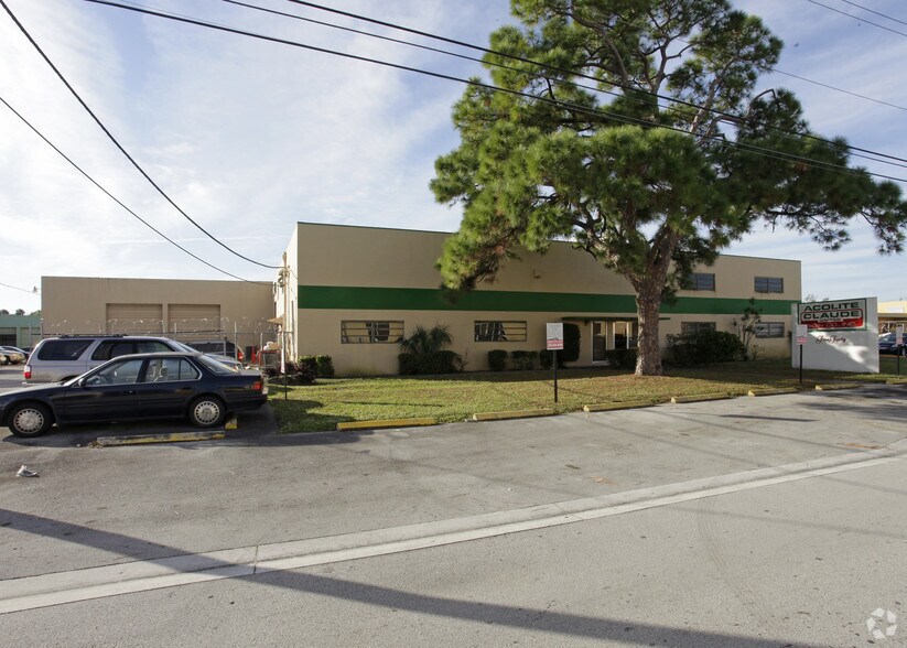 More Photos Of 540 W 83rd St, Hialeah Warehouse For Lease