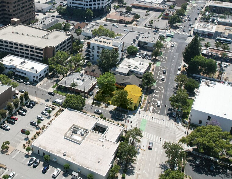 More Photos Of 940 E Union St, Pasadena Office For Sale