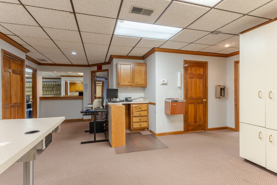 More Photos Of 2816 Veach Rd, Owensboro Medical For Sale