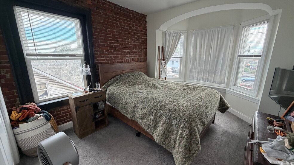 More Photos Of 35 Belvidere St, Nazareth Storefront Retail Residential For Sale