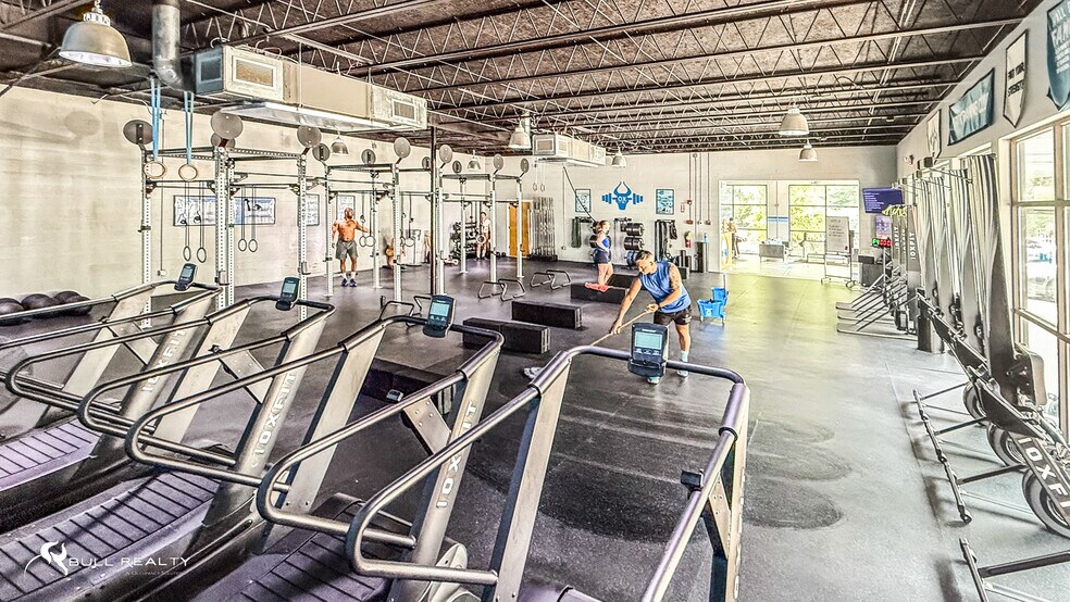 More Photos Of 1358 Glenwood Ave SE, Atlanta Freestanding For Sale