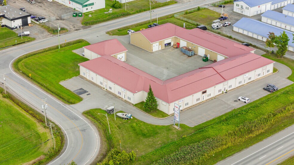 Primary Photo Of 250 Rue Industrielle, St-Roch-de-L'achigan Warehouse For Sale