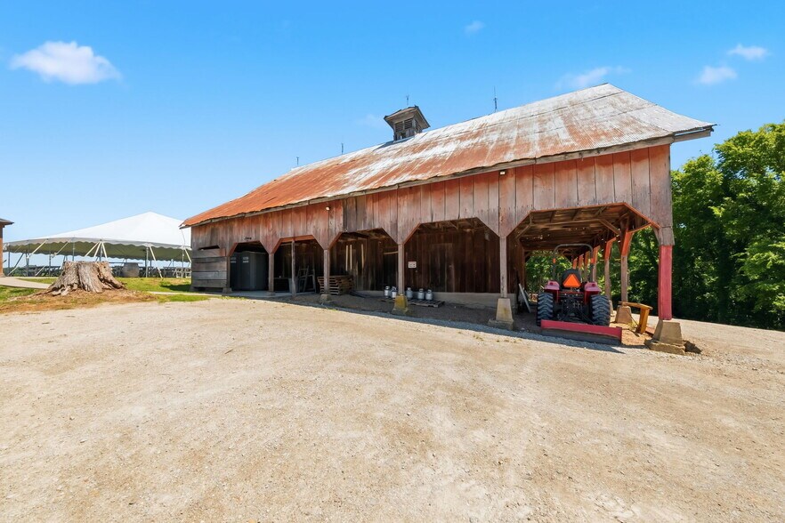 More Photos Of 15088 Boone Monument Rd, Marthasville Lodge Meeting Hall For Sale