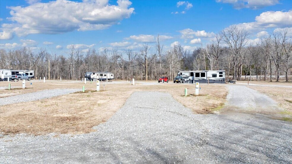 More Photos Of 319 T B Stanley Hwy, Bassett Trailer Camper Park For Sale
