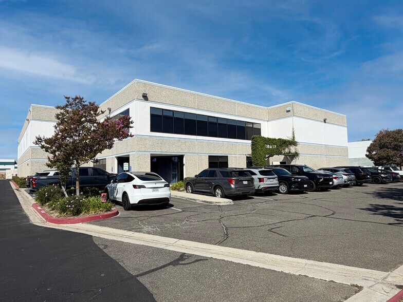 Primary Photo Of 28217 Avenue Crocker, Santa Clarita Warehouse For Sale