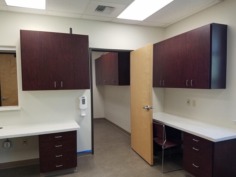 More Photos Of 300 Sierra College Dr, Grass Valley Medical For Sale